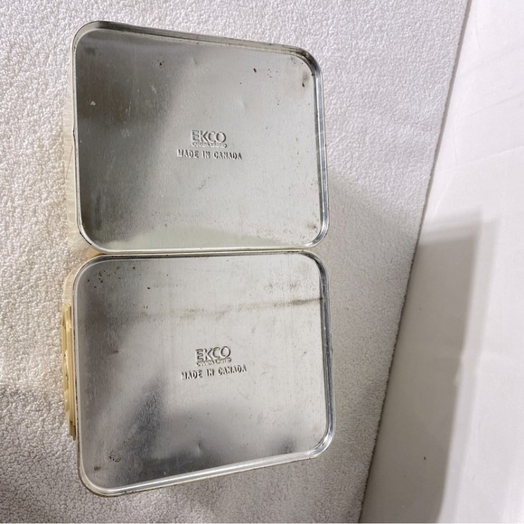 Vintage Ekco Beige Painted Metal Coffee Tea Canisters W Plastic Lids - Picture 11 of 13